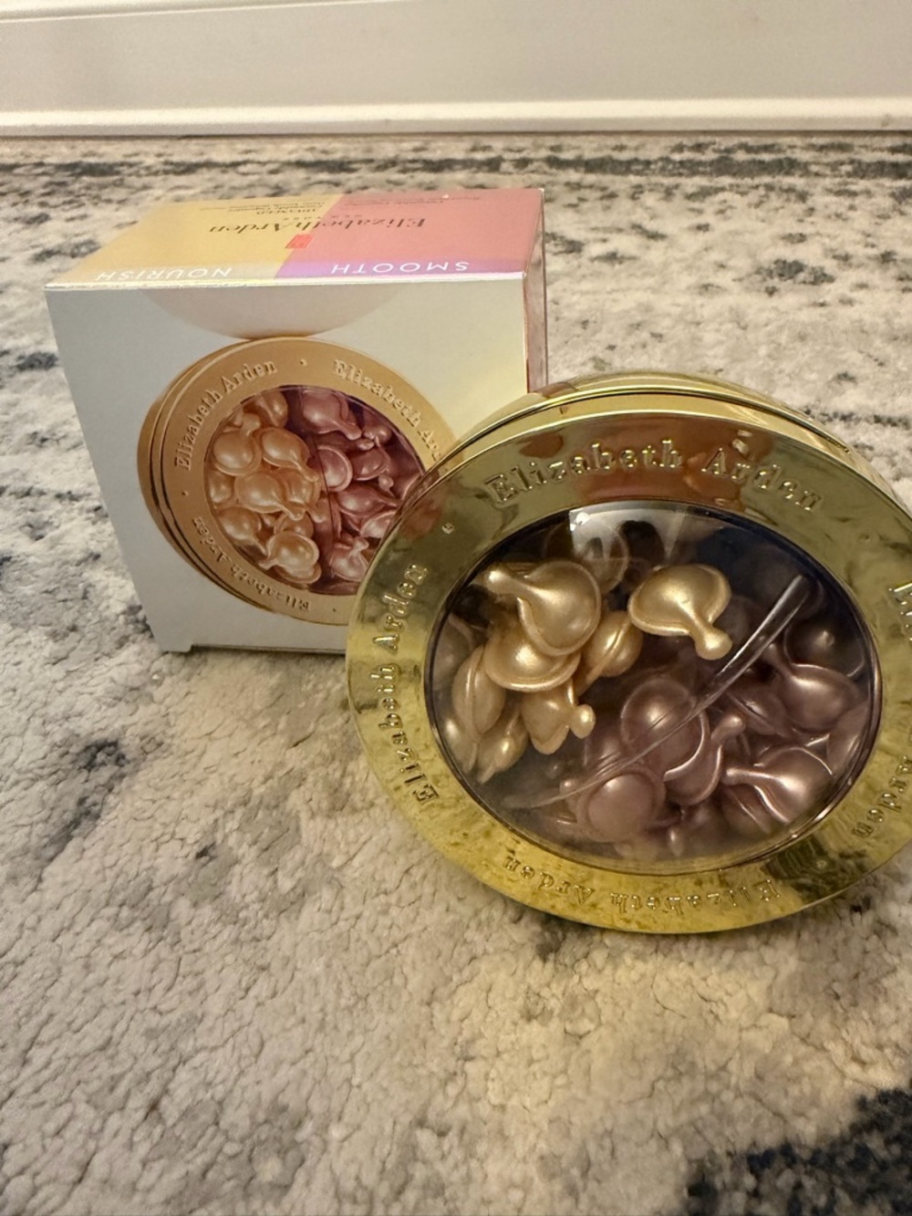 Elizabeth Arden Ceramide Capsules - Gold & Rose